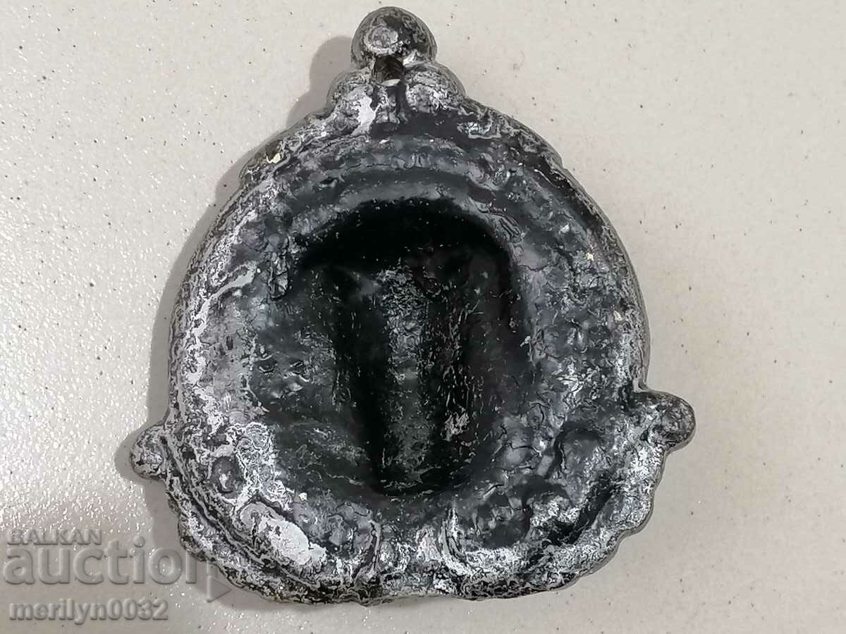 Front Door Goddess Figure Figural Cast Iron with price 89.00 BGN | € 45.50 Front Door Goddess Figure Figural Cast Iron with price 89.00 BGN | € 45.50