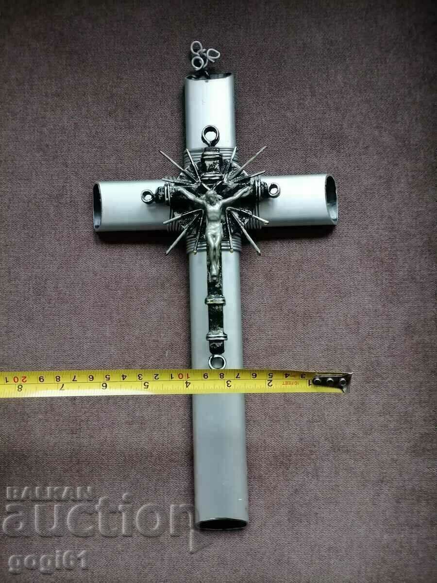 Delivery of A unique large cross