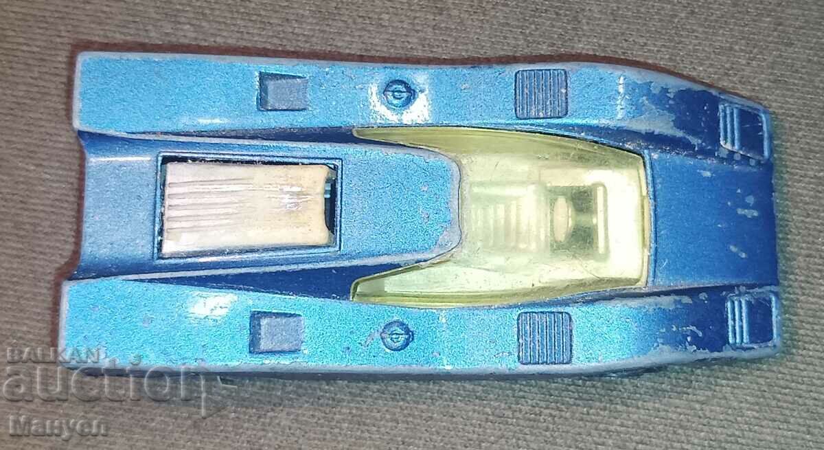 Auction Selling a Matchbox. Auction Selling a Matchbox.