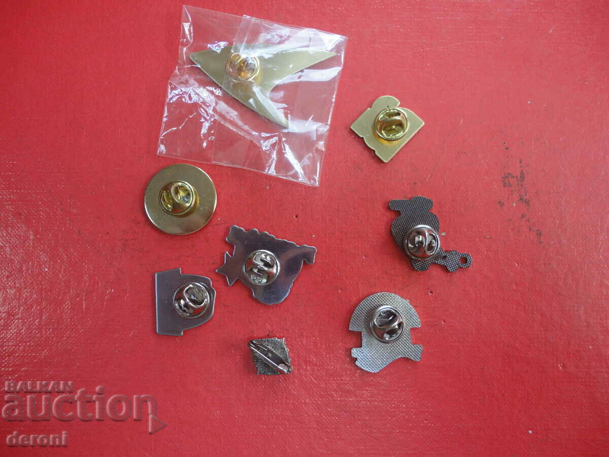 Delivery of Bronze signs badges 2 Delivery of Bronze signs badges 2