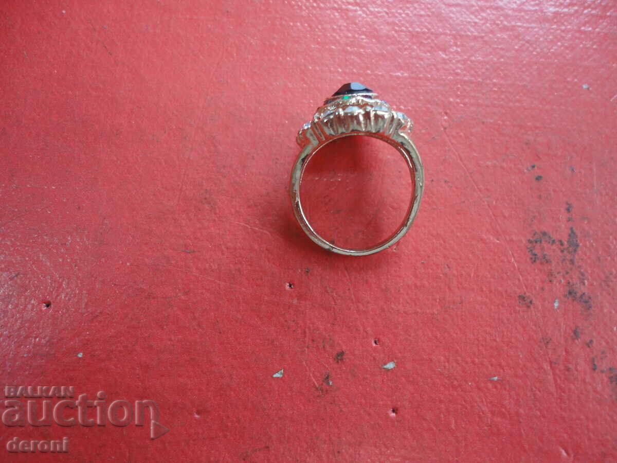 Auction Gold plated ring with stones 4 Auction Gold plated ring with stones 4