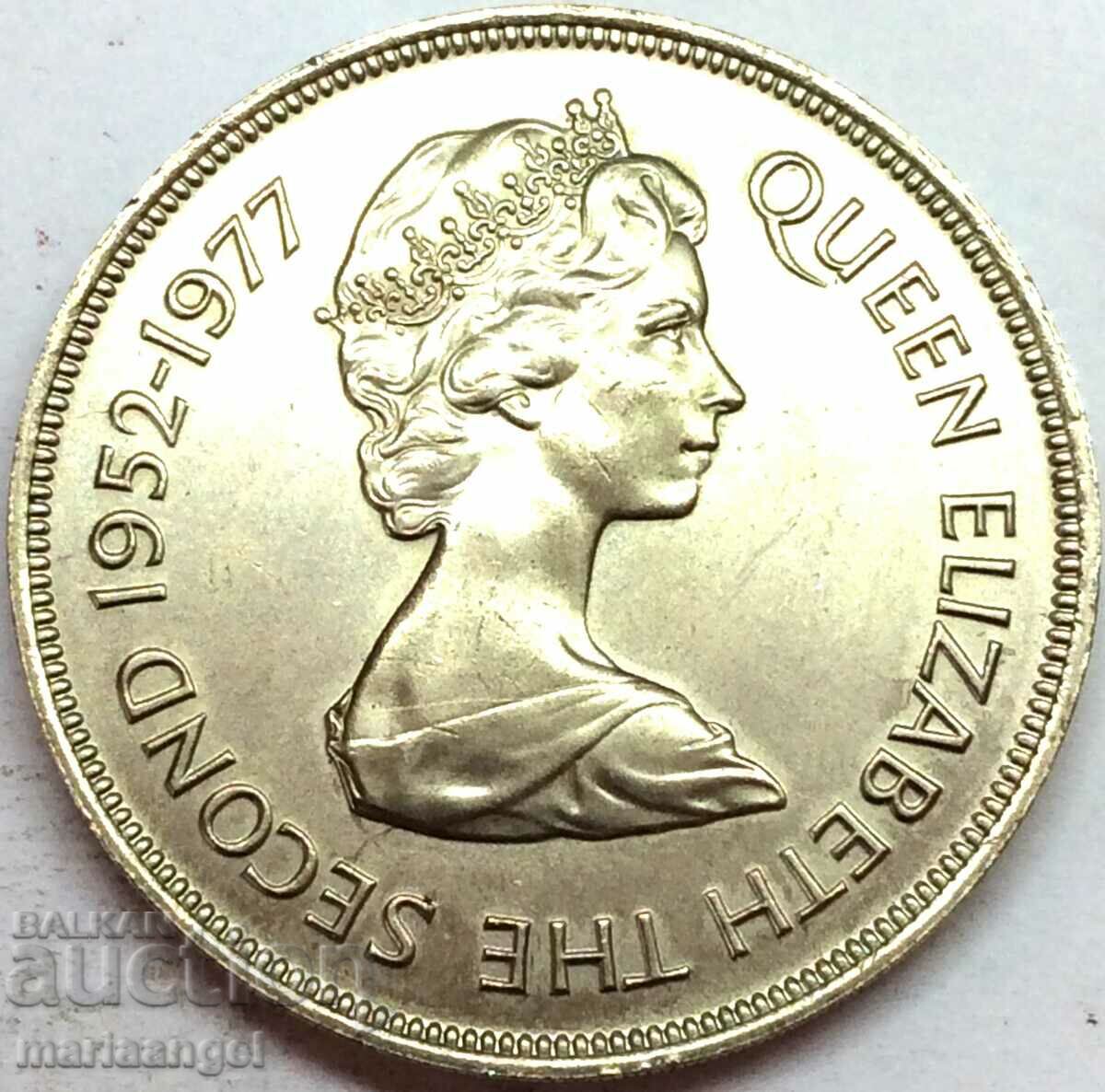 25 pence 1977 Guernsey 25th Royal Wedding 38mm