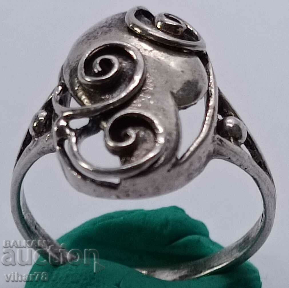 Auction Silver ring Auction Silver ring