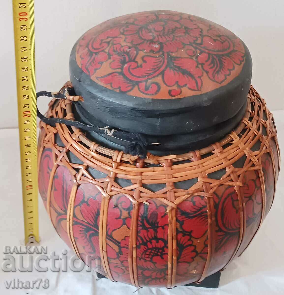 Coș de orez din ratan birmanez de la începutul secolului al XX-lea cu preț 219.99 BGN | € 112.48