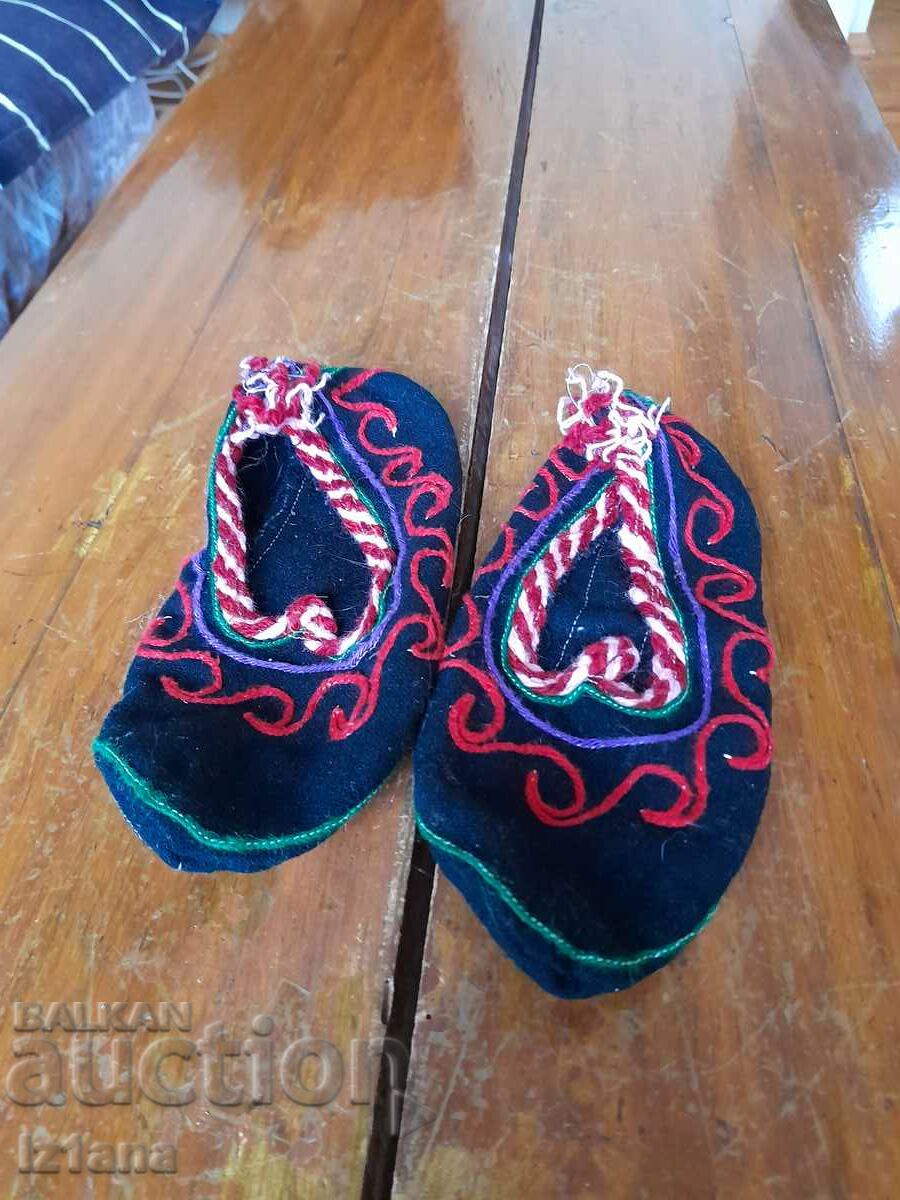 Old rugs, rugs with price 10.00 BGN | € 5.11