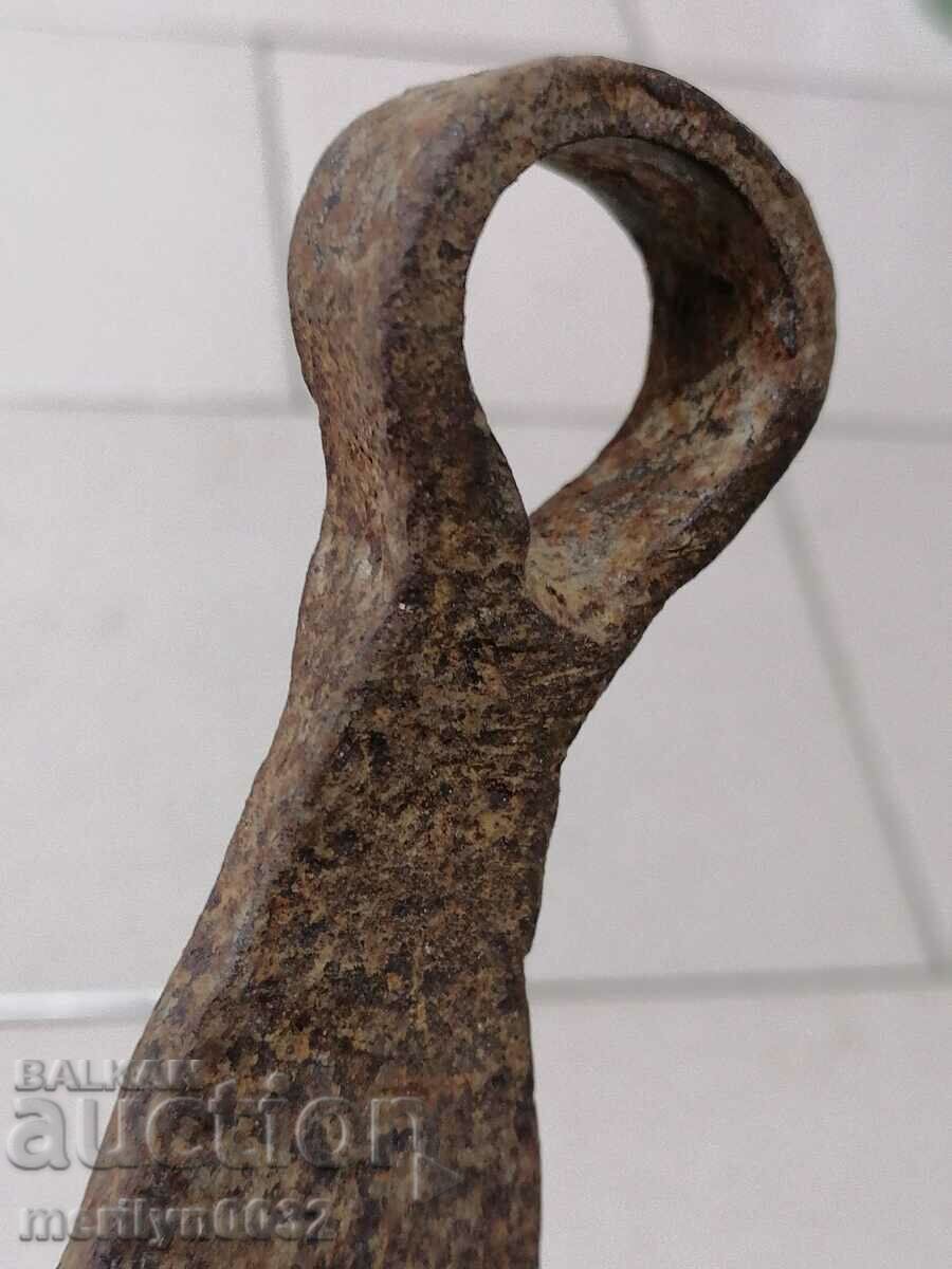 Old chapa agricultural tool hoe wrought iron - 6 Old chapa agricultural tool hoe wrought iron - 6