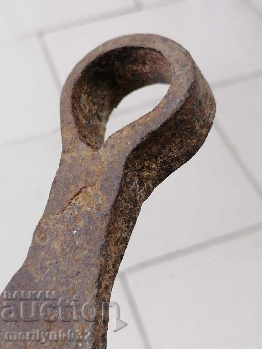 Old chapa agricultural tool hoe wrought iron - 7 Old chapa agricultural tool hoe wrought iron - 7