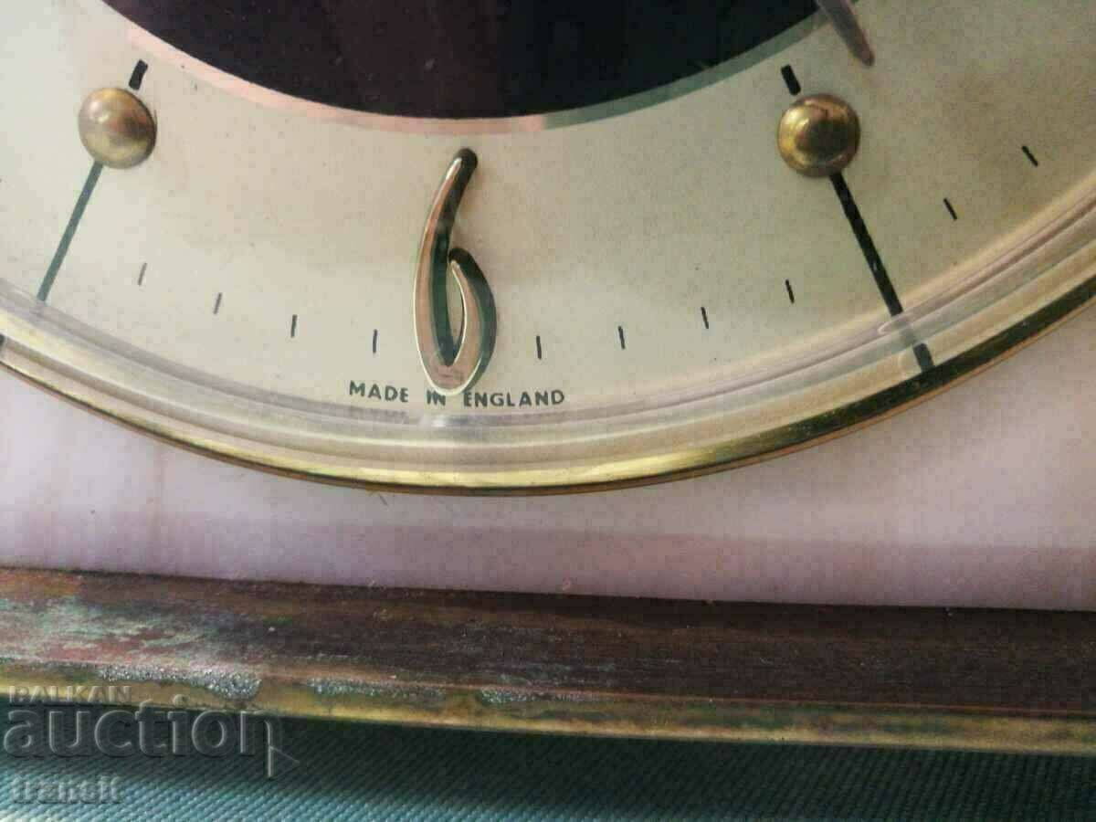 Metamec clock, mechanical 8 day. with price 49.00 BGN | € 25.05 Metamec clock, mechanical 8 day. with price 49.00 BGN | € 25.05