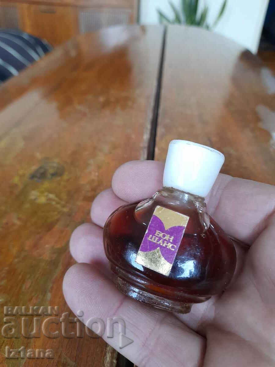 Old perfume BON CHANCE with price 30.00 BGN | € 15.34