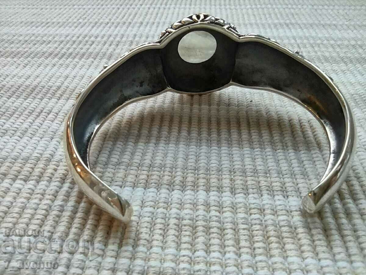 Auction BRACELET made of silver, ornaments, massive moonstone 11.12.23 Auction BRACELET made of silver, ornaments, massive moonstone 11.12.23