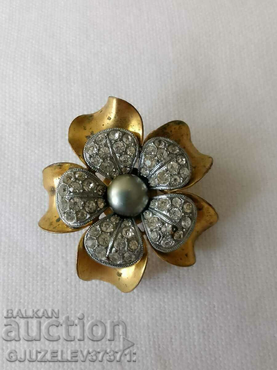 Vintage brooch Vintage brooch