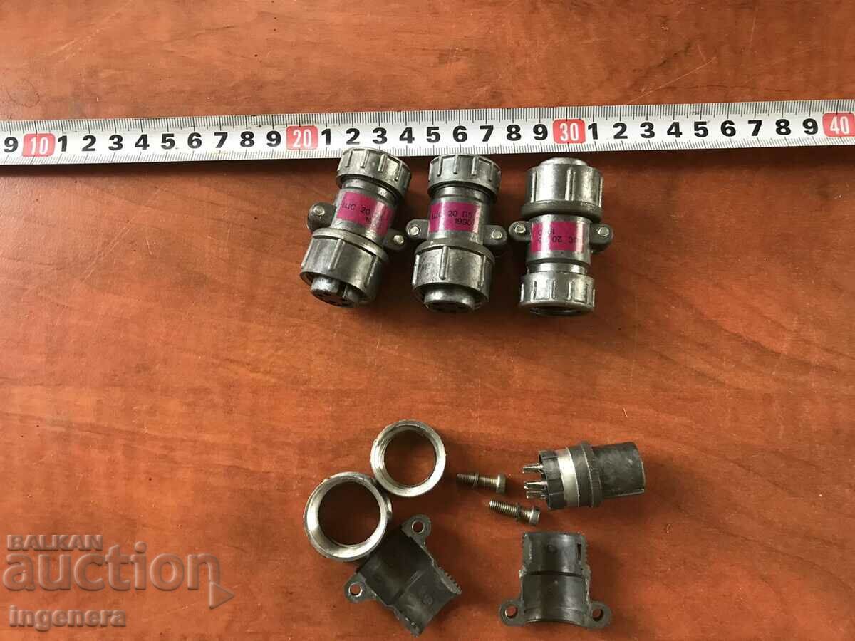 Auction COUPLING CONNECTOR METAL BAKELITE MILITARY PRODUCT-4 PCS. Auction COUPLING CONNECTOR METAL BAKELITE MILITARY PRODUCT-4 PCS.