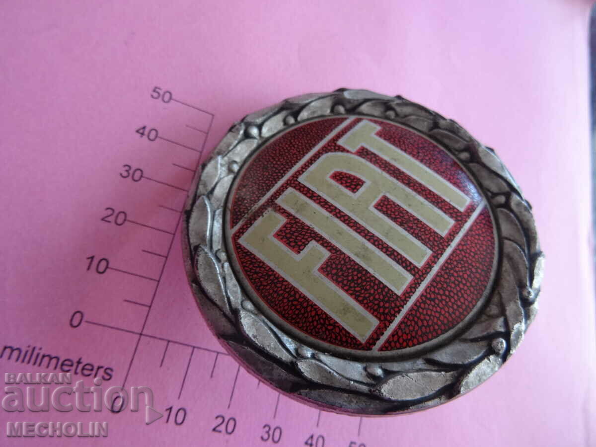 RETRO CAR EMBLEM "FIAT" FIAT with price 80.00 BGN | € 40.90 RETRO CAR EMBLEM "FIAT" FIAT with price 80.00 BGN | € 40.90