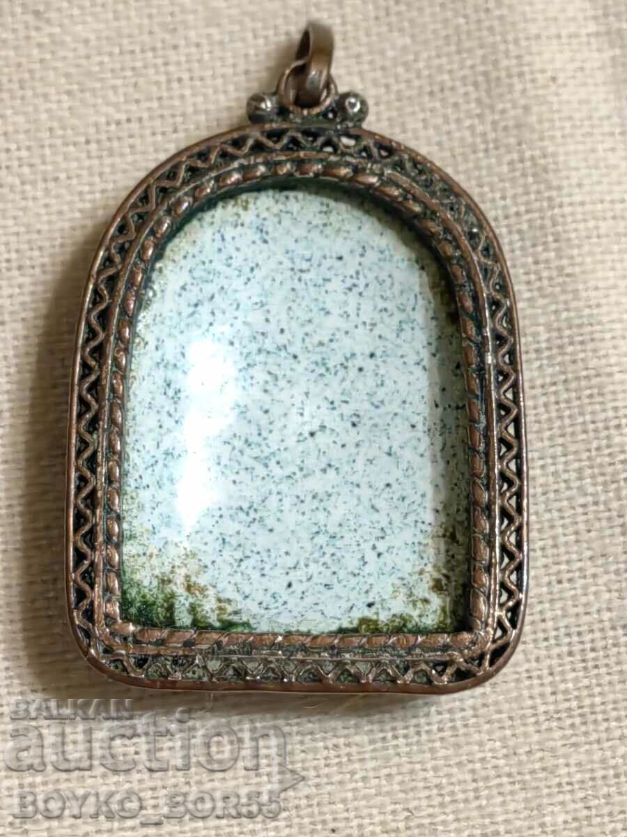 Original Russian Social Pendant Icon for the Neck of St. Seraphim with price 75.00 BGN | € 38.35 Original Russian Social Pendant Icon for the Neck of St. Seraphim with price 75.00 BGN | € 38.35