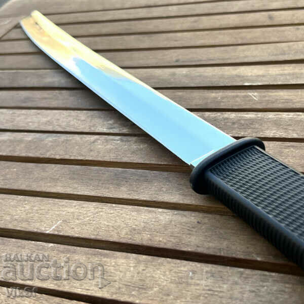 Auction Beautiful sharp Japanese sword Wakizash 320x460 Auction Beautiful sharp Japanese sword Wakizash 320x460