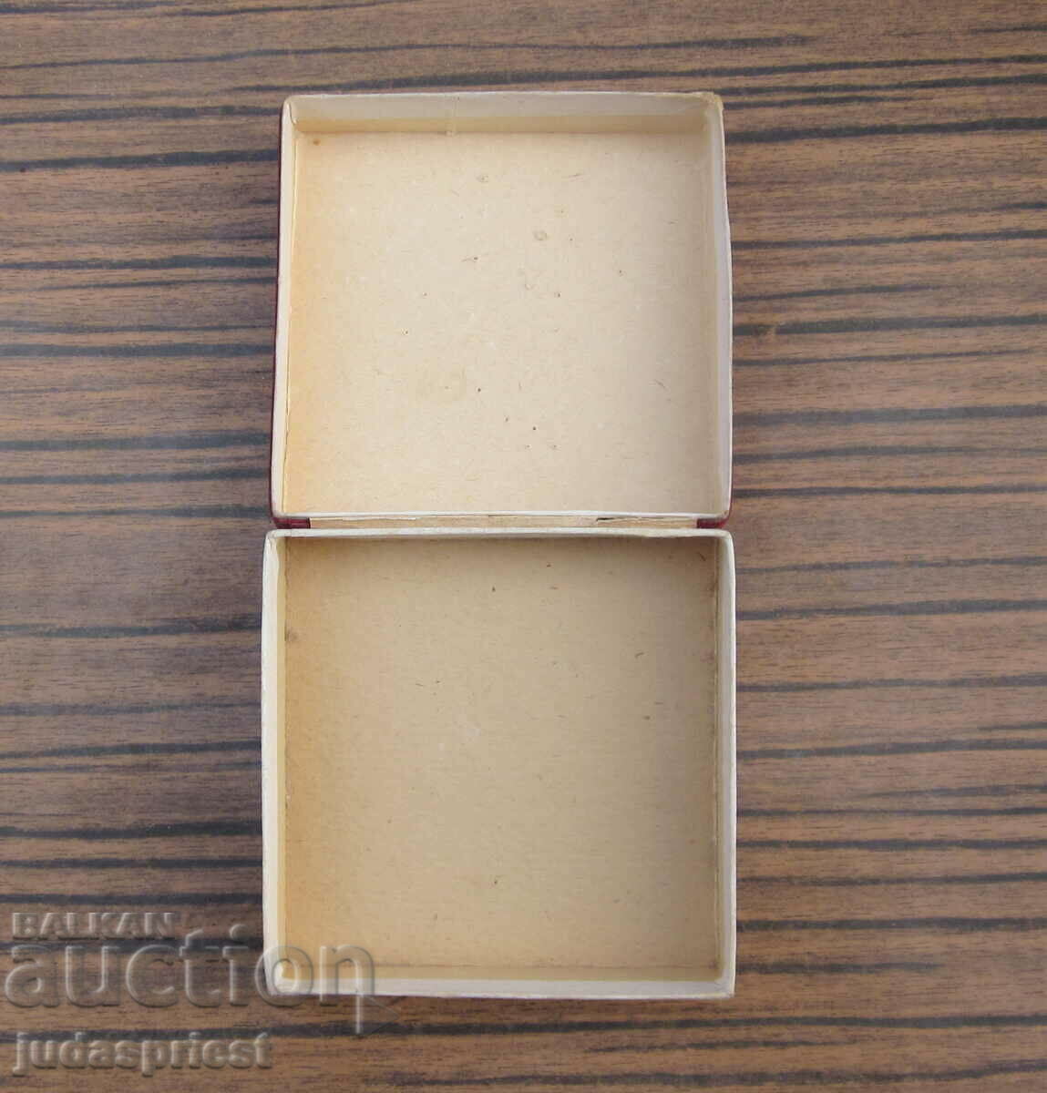 Παράδοση παλιό γερμανικό παιδικό κουτί παιχνιδιών Παράδοση παλιό γερμανικό παιδικό κουτί παιχνιδιών