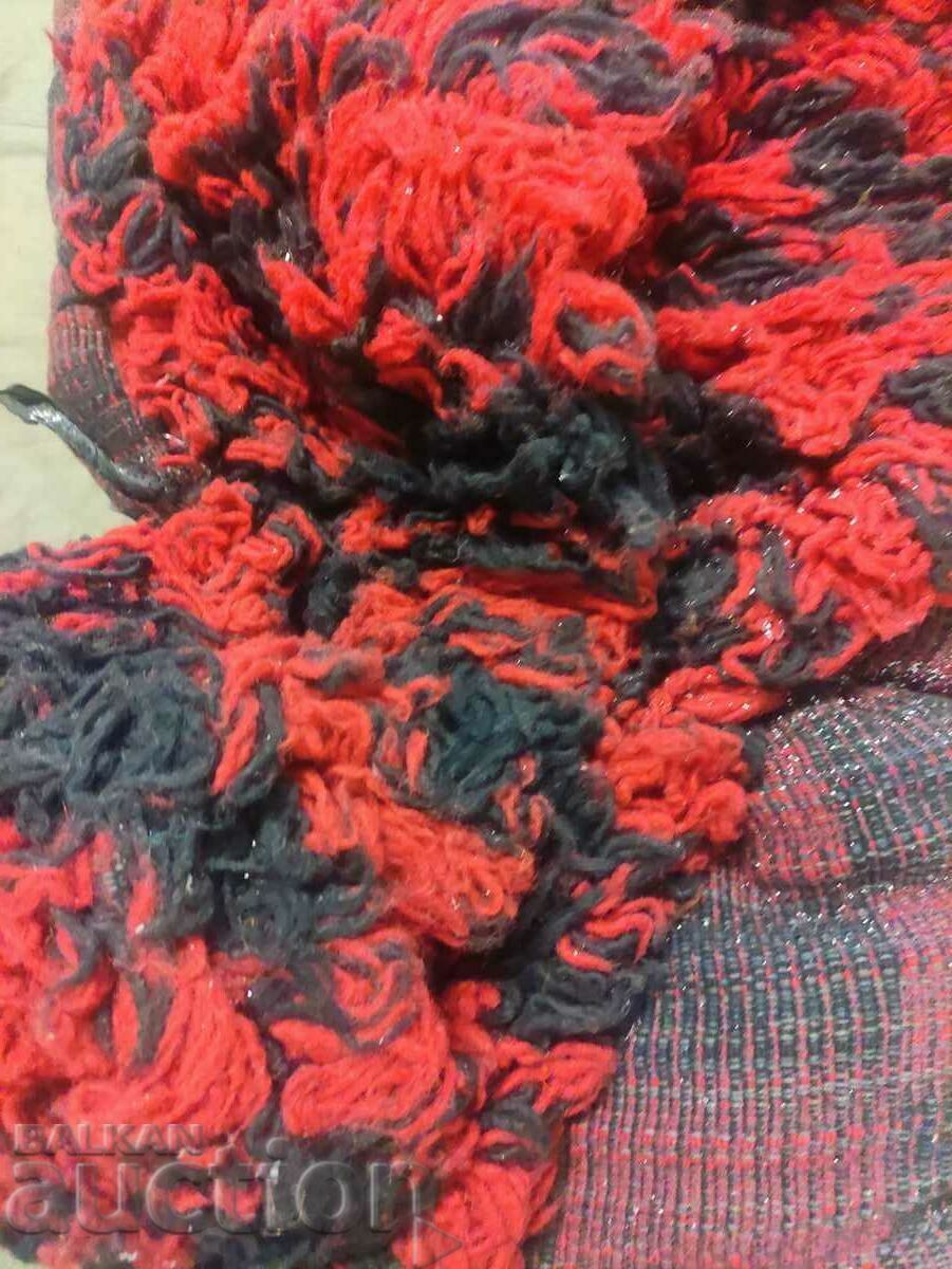 Κόκκινη και μαύρη γάτα με σχέδια - 6