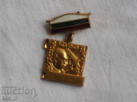 Badge Master Necklace Ficheto bronze enamel A1