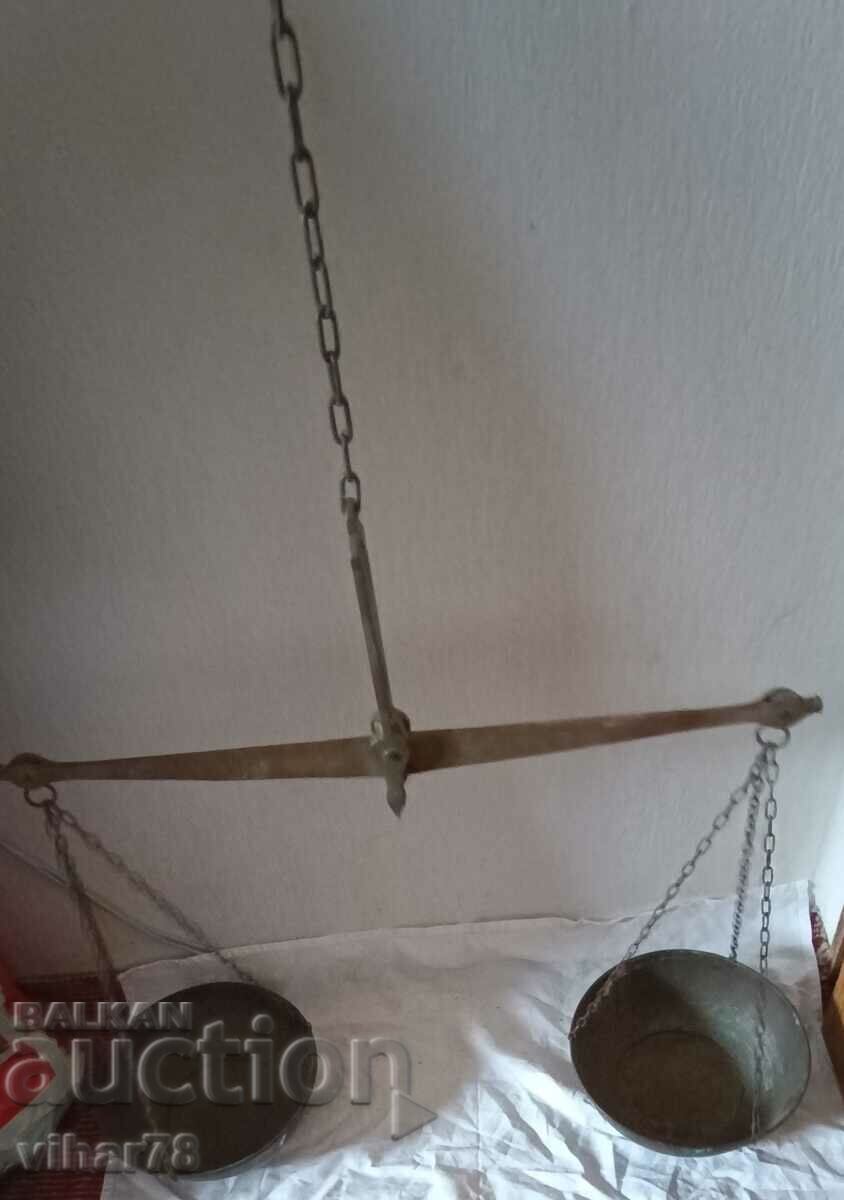 OLD SCALE-PALANZA with price 119.99 BGN | € 61.35 OLD SCALE-PALANZA with price 119.99 BGN | € 61.35