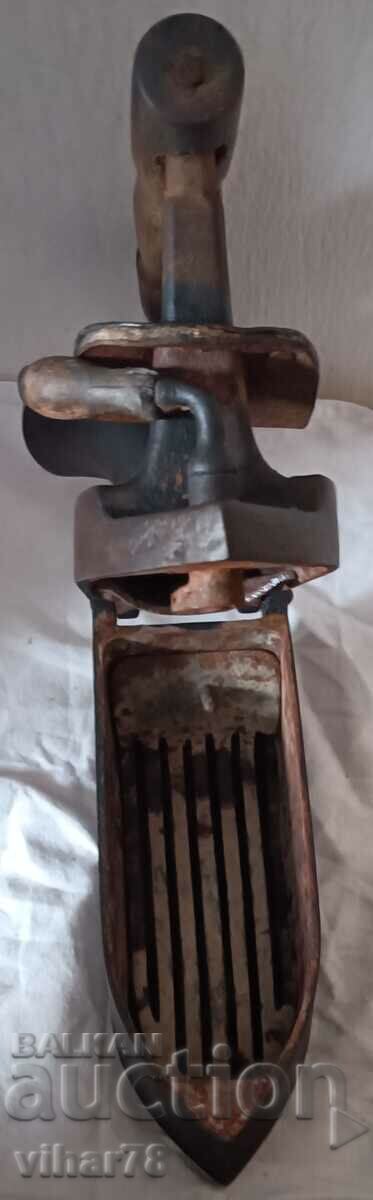 FIER DE CALCAT VECHI FOARTE RAR GERMAN CU MARCAJE MULTIPLE - 5