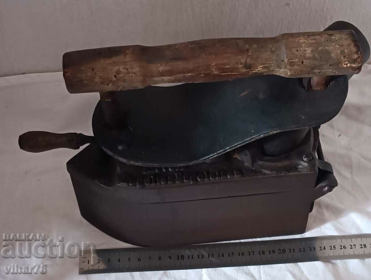 OLD VERY RARE GERMAN GROUND IRON WITH MULTIPLE MARKINGS - 6