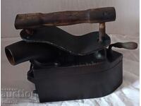 OLD VERY RARE GERMAN GROUND IRON WITH MULTIPLE MARKINGS