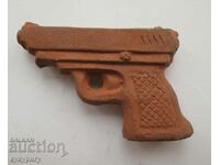 Pistol de jucărie cu fluier din lut ceramic vechi