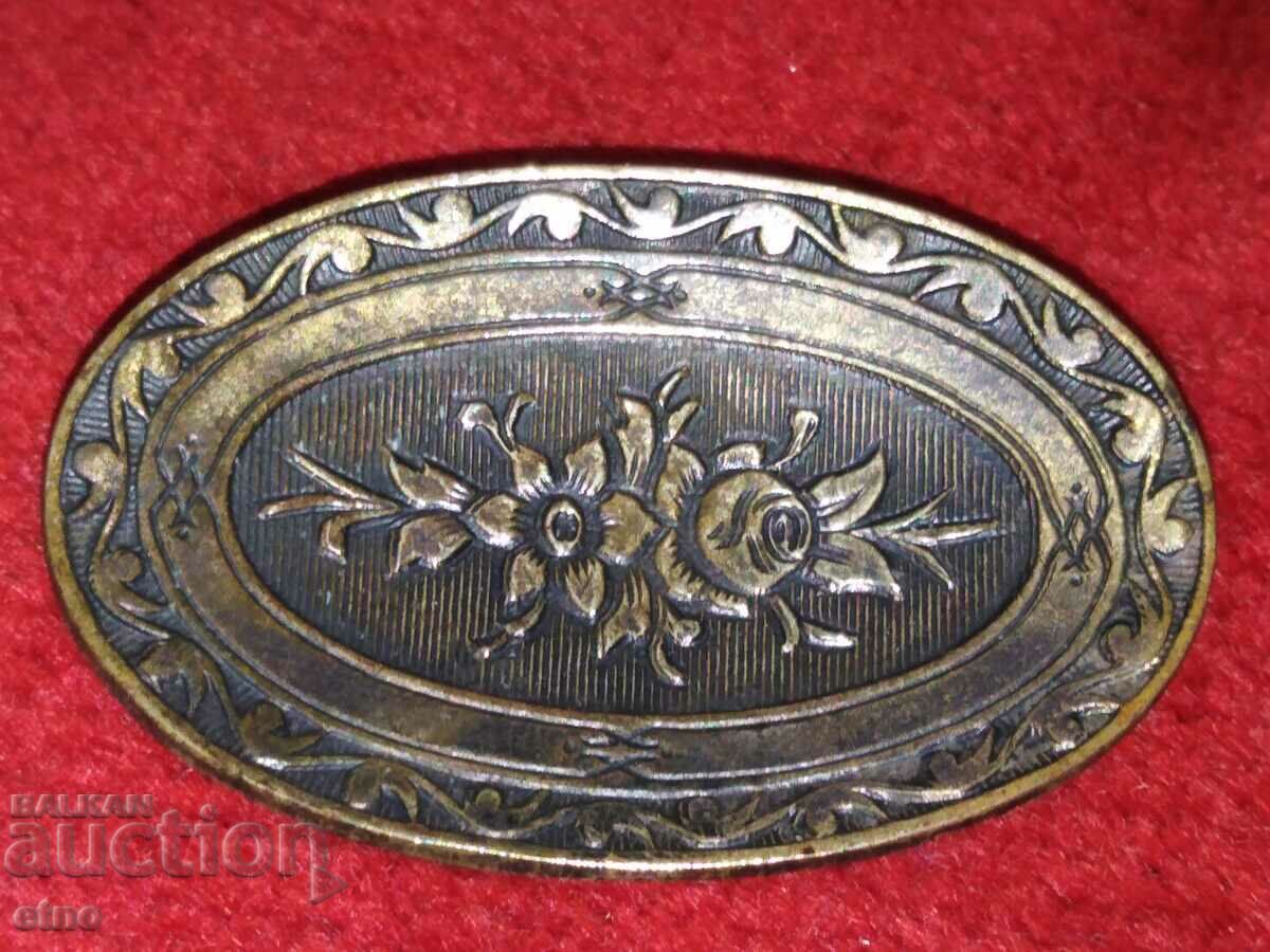 OLD ROYAL BROOCH,JEWELRY