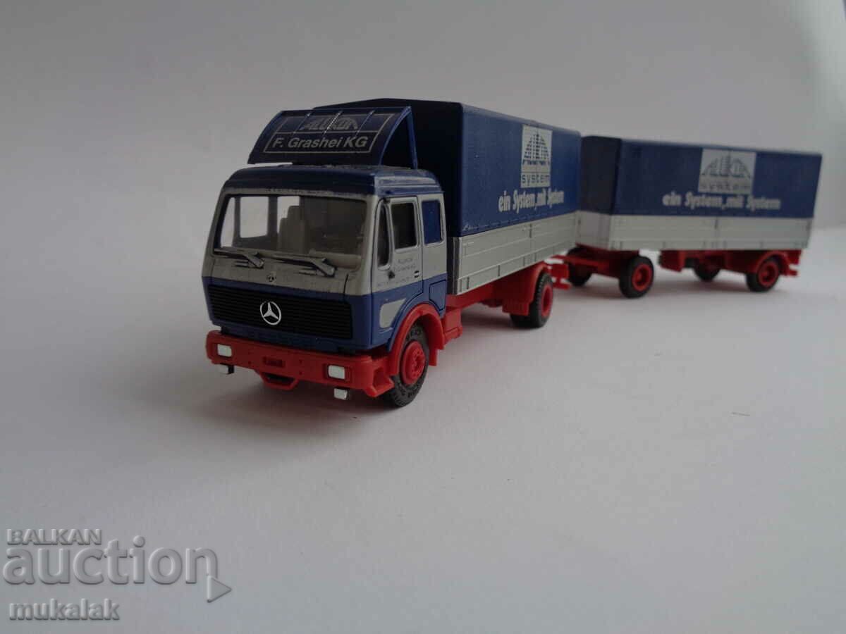 HERPA HO 1/87 MERCEDES TIRE TRUCK MODEL TOY with price 15.00 BGN | € 7.67 HERPA HO 1/87 MERCEDES TIRE TRUCK MODEL TOY with price 15.00 BGN | € 7.67
