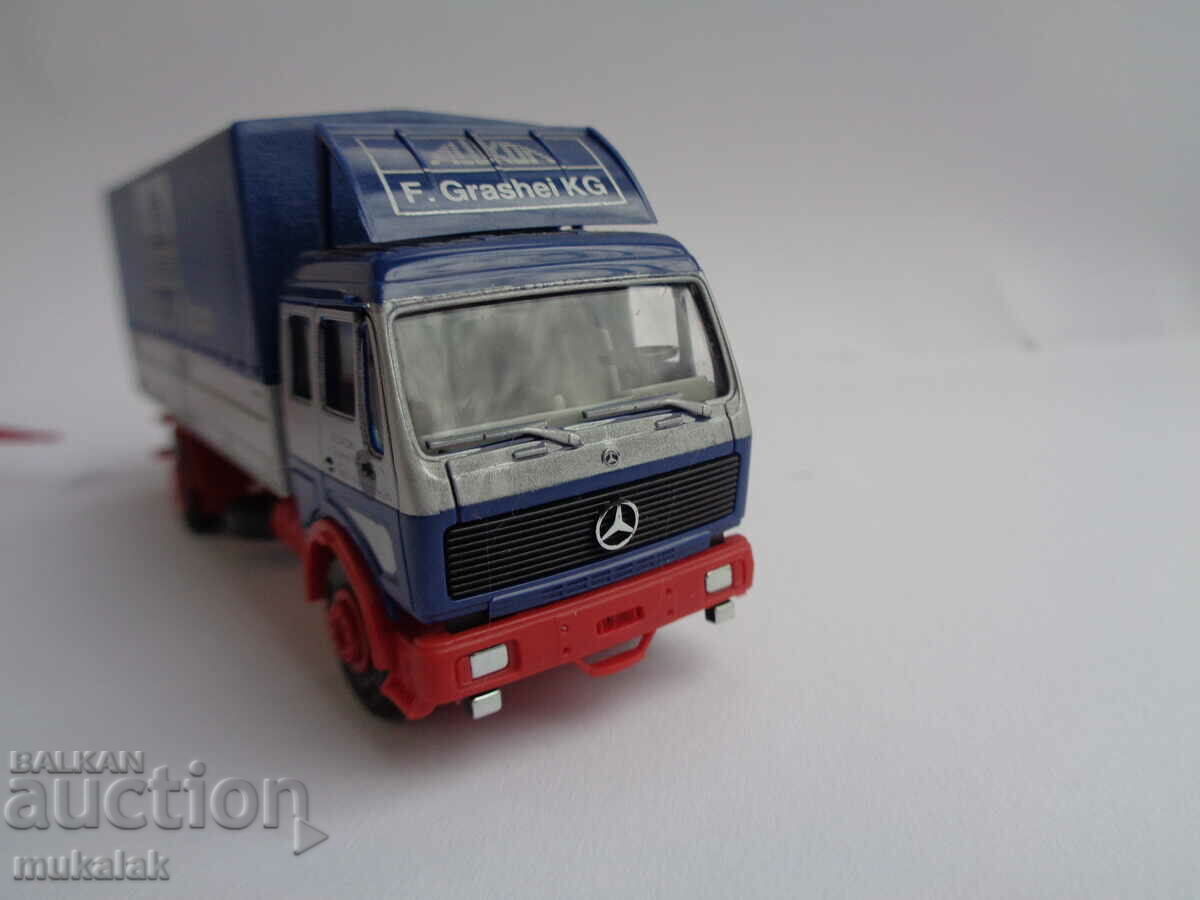 HERPA HO 1/87 MERCEDES TIRE TRUCK MODEL TOY - 5 HERPA HO 1/87 MERCEDES TIRE TRUCK MODEL TOY - 5