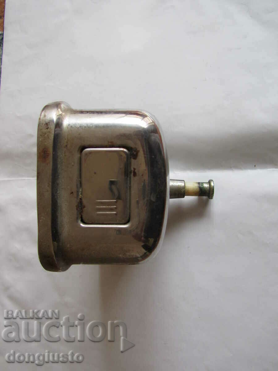 Livrarea Vasa de sapun din metal Soc