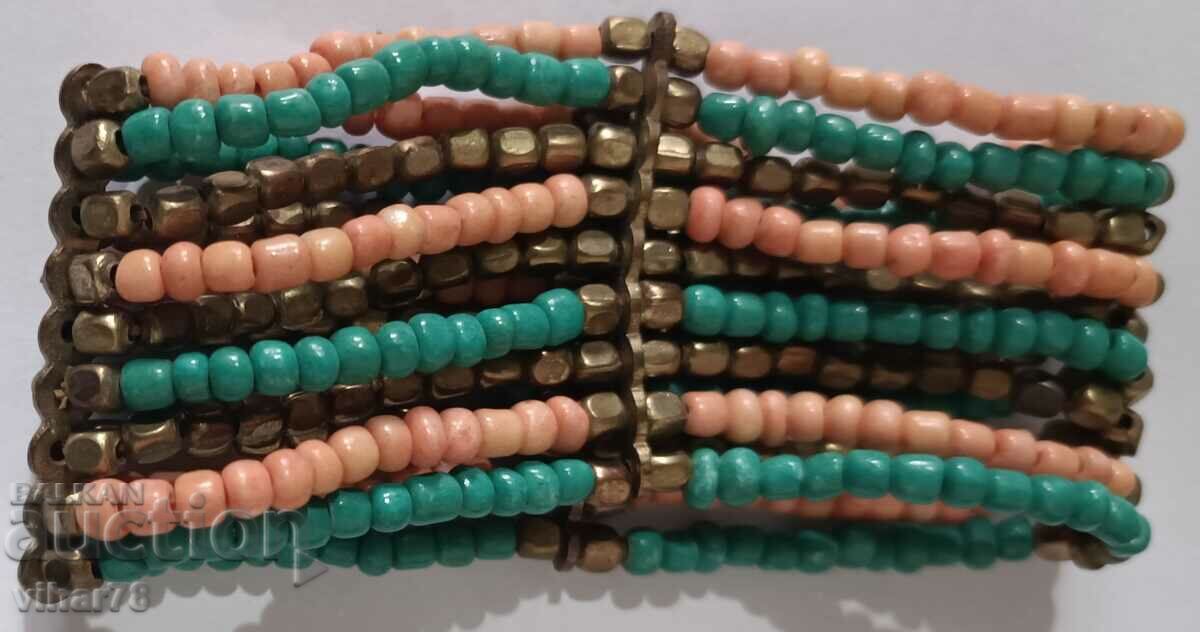 Auction Old stretch bracelet Auction Old stretch bracelet