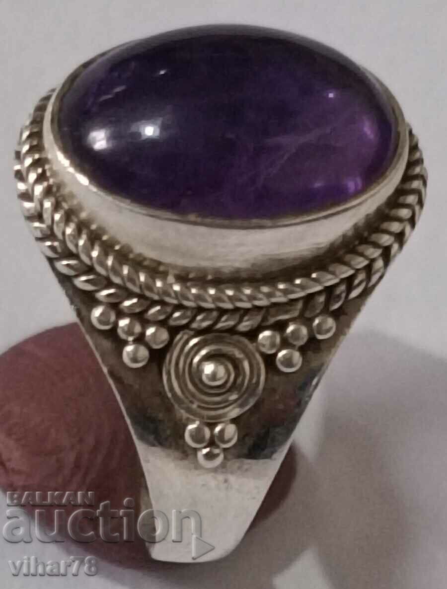 Auction Silver Women's Ring with amethyst Auction Silver Women's Ring with amethyst