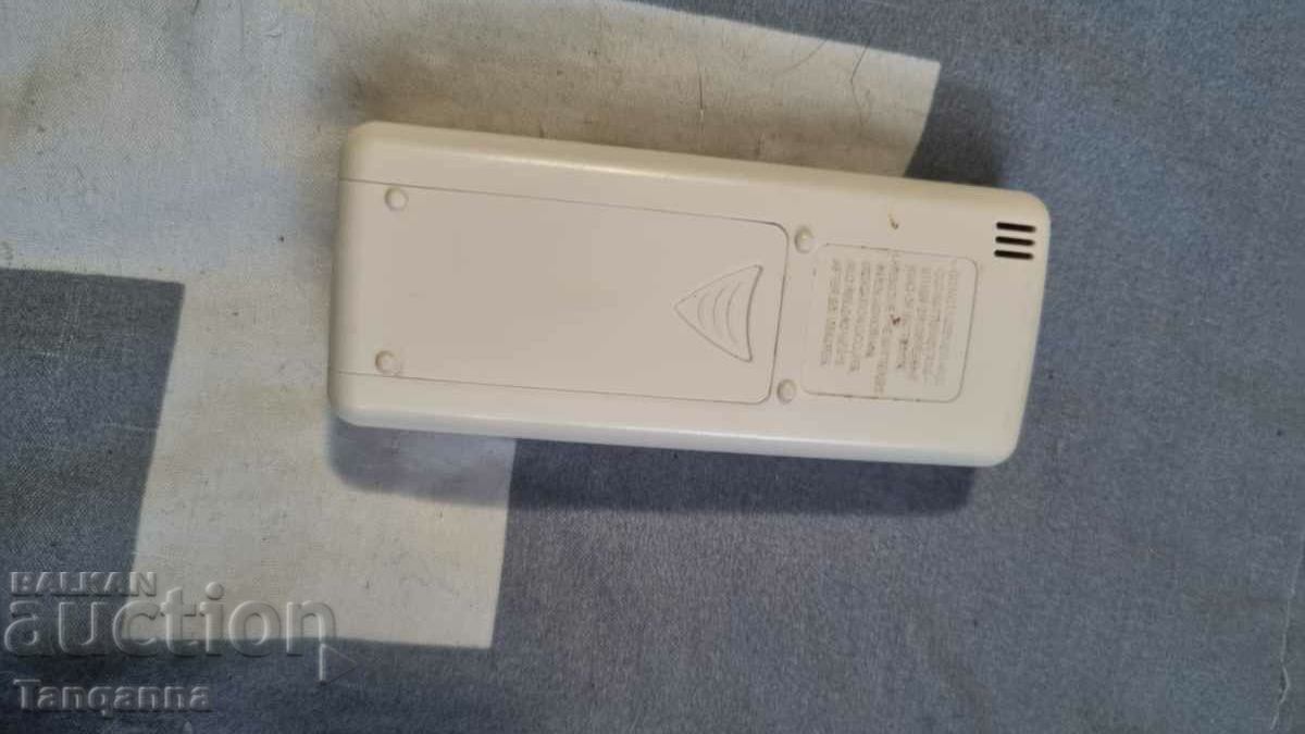 Τηλεχειριστήριο κλιματιστικού με τιμή 40.00 BGN | € 20.45