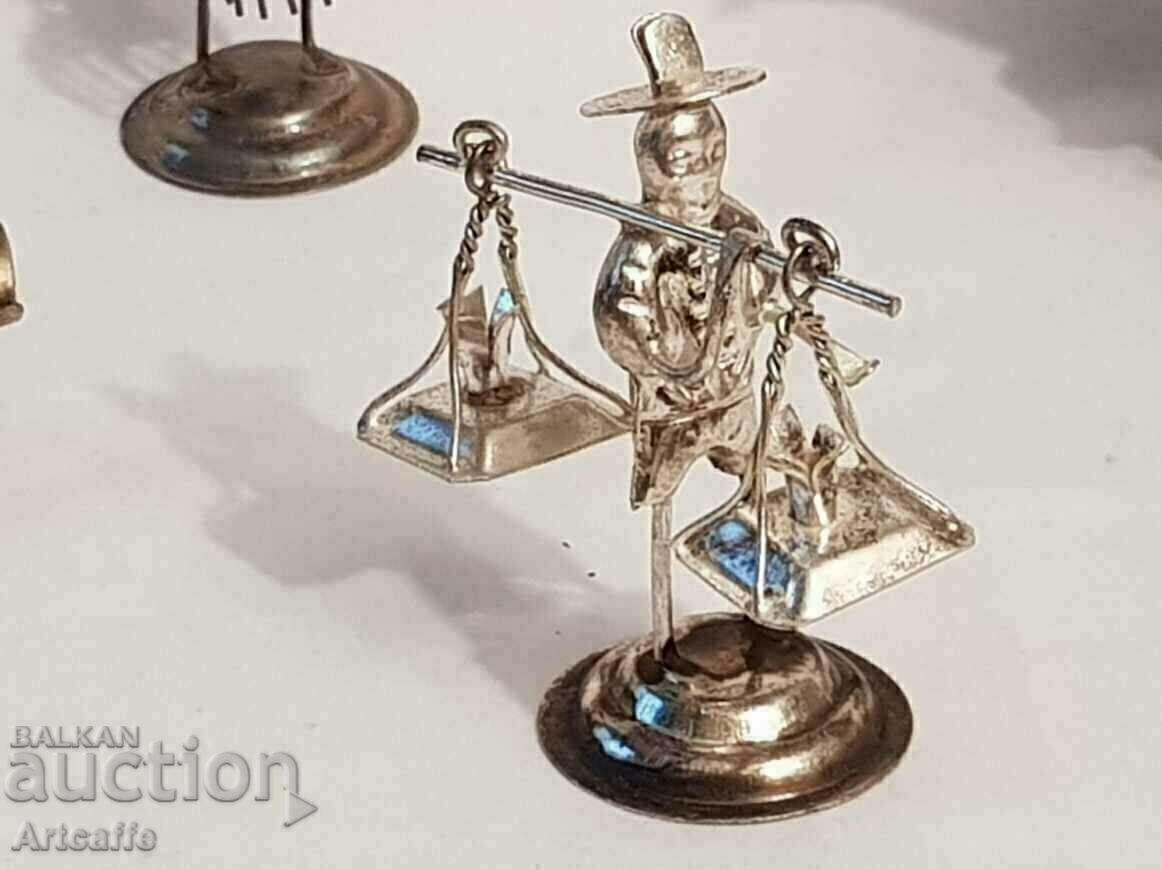 Licitație Figurine din argint și placate cu argint Licitație Figurine din argint și placate cu argint