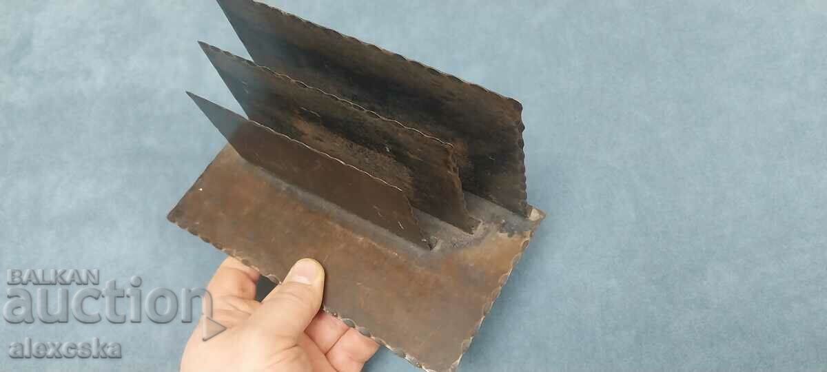 Поставка за бюро - Царство България с цена 20.00 лв. | € 10.23 Поставка за бюро - Царство България с цена 20.00 лв. | € 10.23