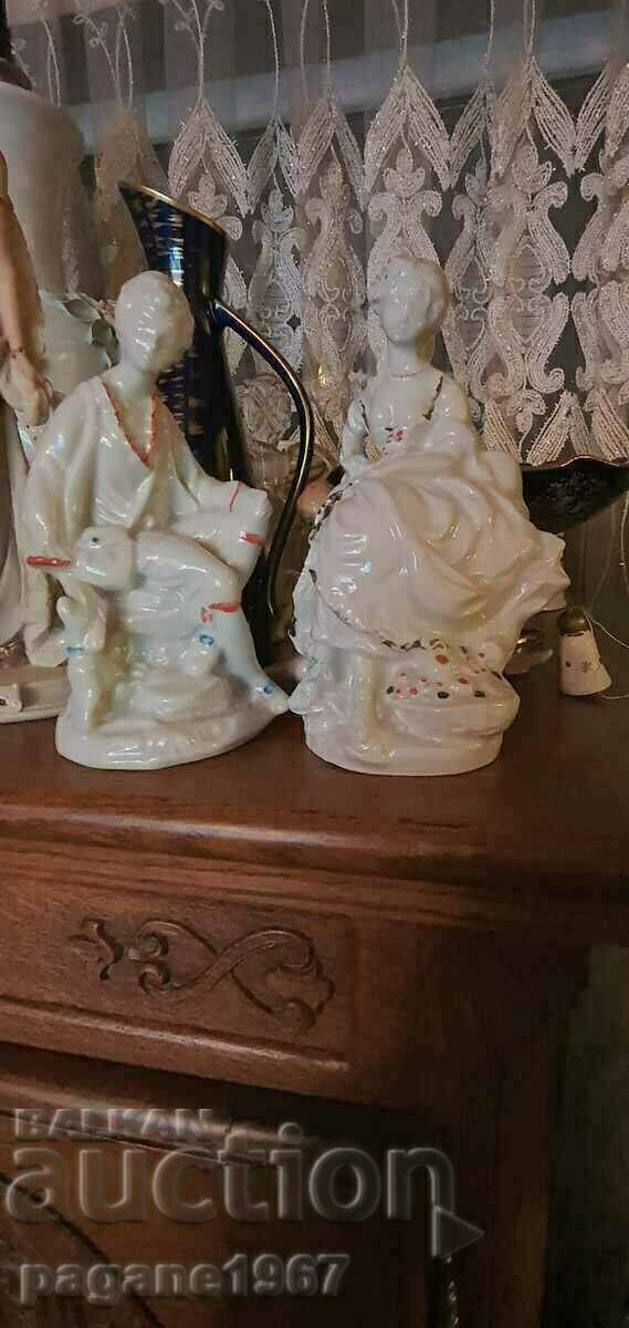 Set Două figurine din porțelan cu marcaje - 6 Set Două figurine din porțelan cu marcaje - 6