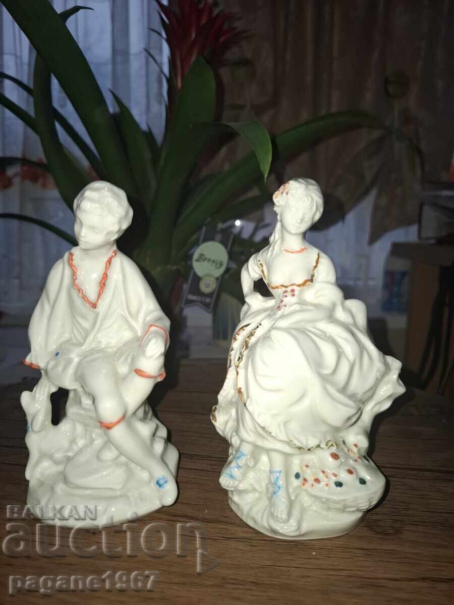 Set Două figurine din porțelan cu marcaje Set Două figurine din porțelan cu marcaje
