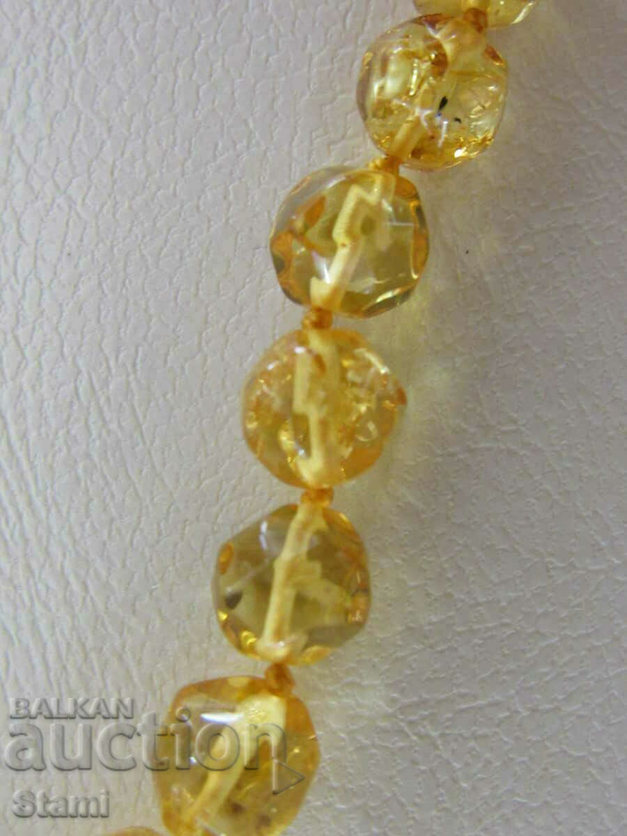 Licitație Colier cerc pentru femei din chihlimbar baltic premium Licitație Colier cerc pentru femei din chihlimbar baltic premium