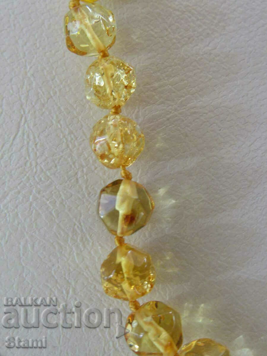 Livrarea Colier cerc pentru femei din chihlimbar baltic premium Livrarea Colier cerc pentru femei din chihlimbar baltic premium