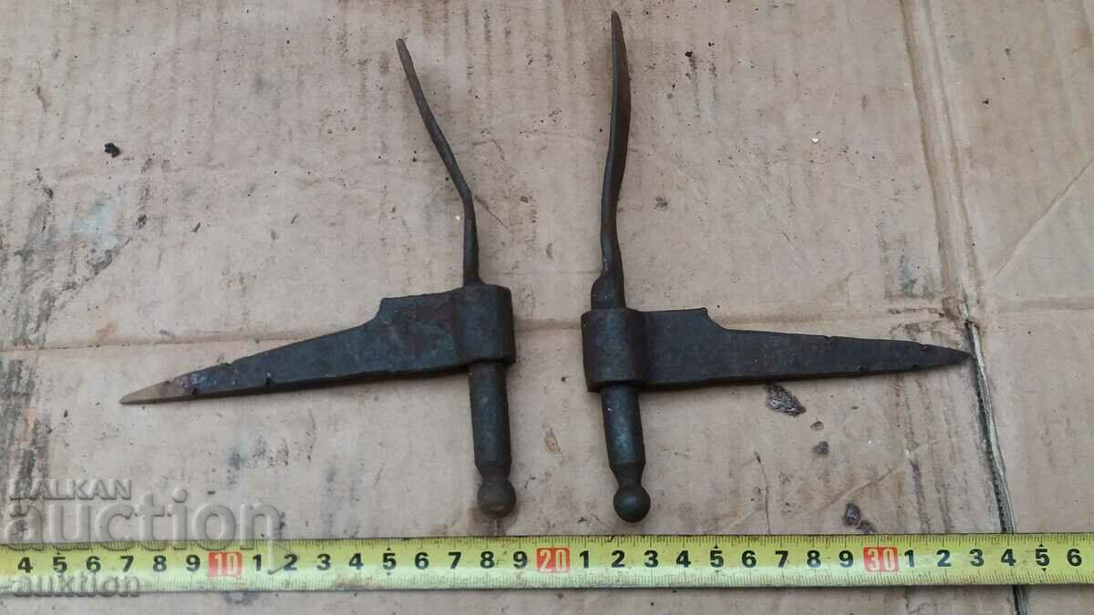 EXCELLENT REVIVAL WROUGHT DOOR HINGES with price 9.99 BGN | € 5.11 EXCELLENT REVIVAL WROUGHT DOOR HINGES with price 9.99 BGN | € 5.11