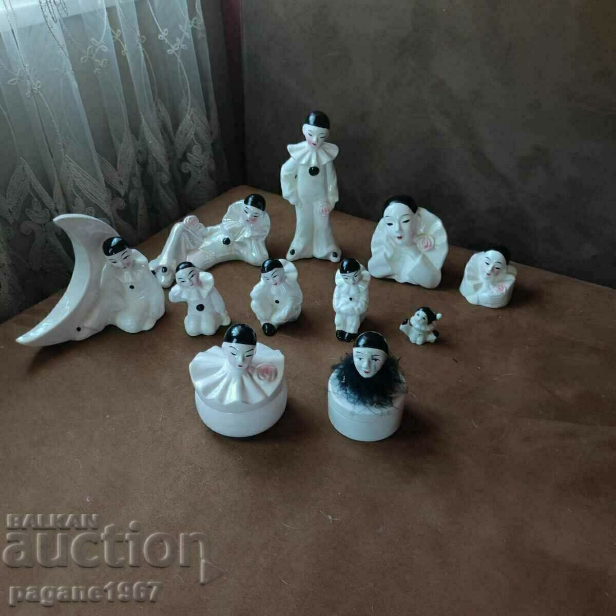 Auction Porcelain Harlequins Auction Porcelain Harlequins