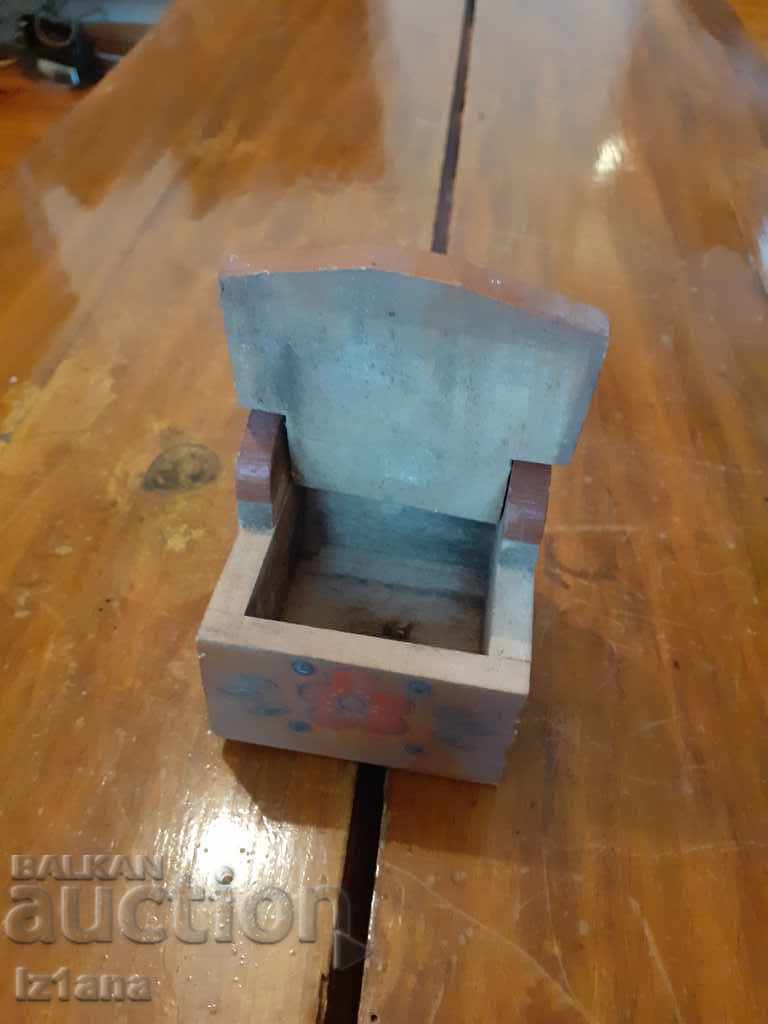 Old chair, box, souvenir - 6 Old chair, box, souvenir - 6