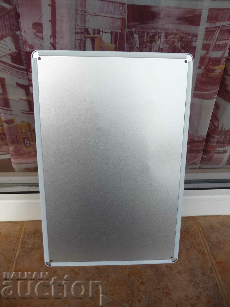 Аукцион Метална табела надпис Парите не могат да купят щастие оръжие