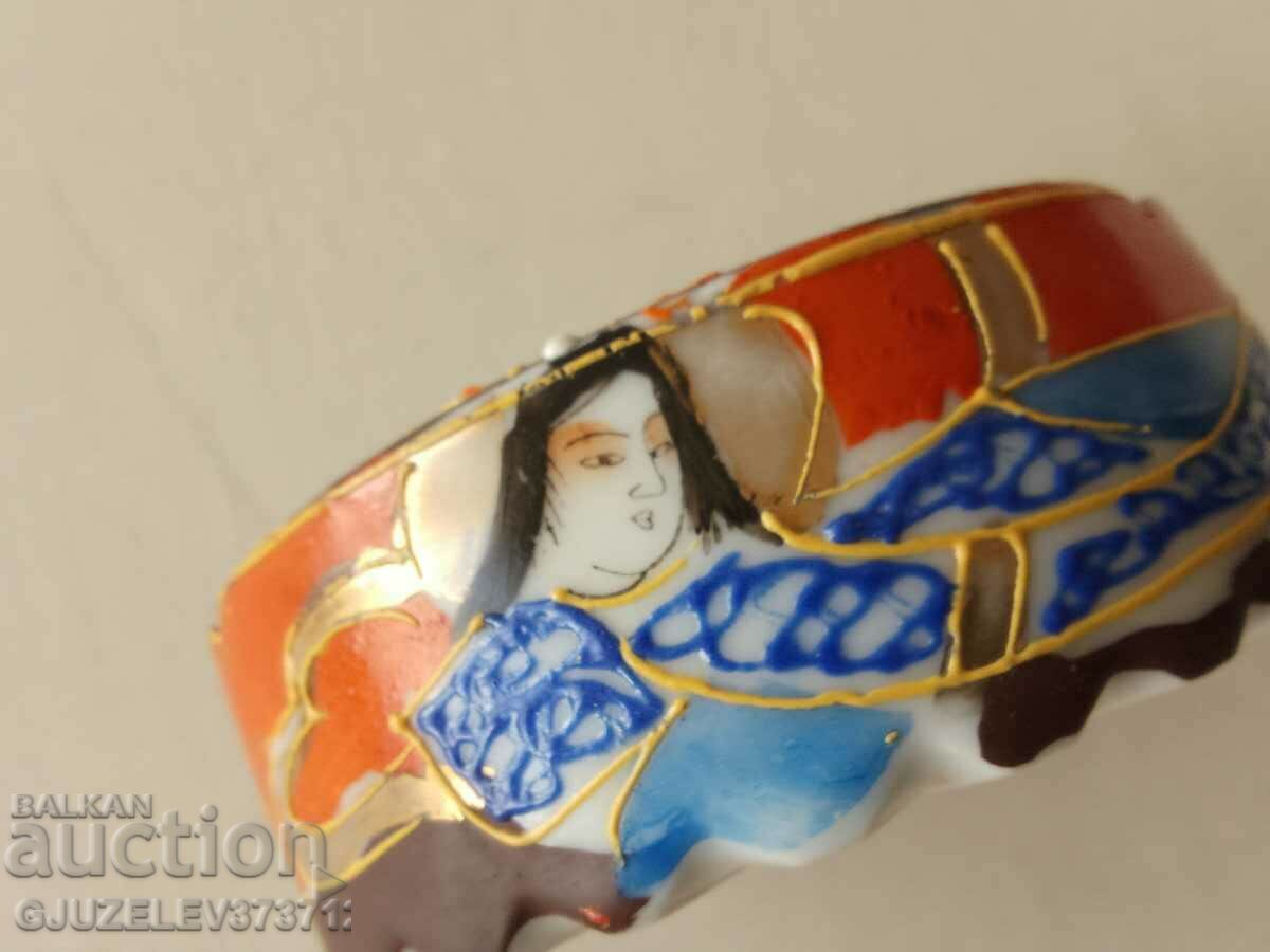 Japanese porcelain painted ashtray with price 49.00 BGN | € 25.05