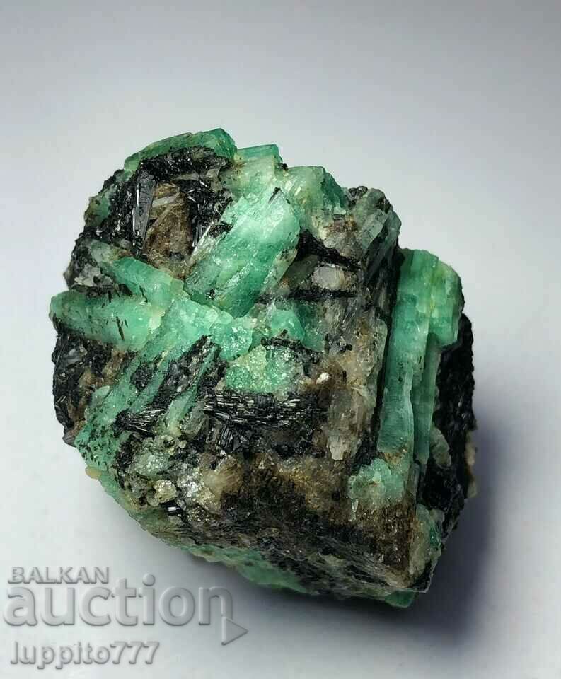 Auction 98.85 grams of emerald emerald beryl on a unique matrix Auction 98.85 grams of emerald emerald beryl on a unique matrix