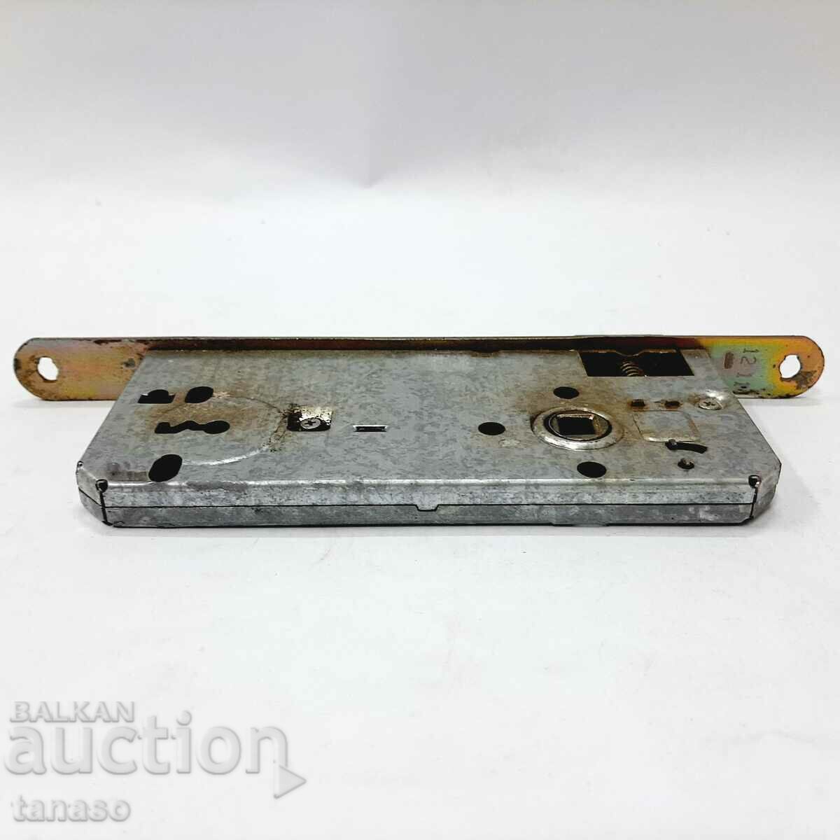 Livrarea Blocare „Metal” 90 mm pentru cheie obișnuită (7.6) Livrarea Blocare „Metal” 90 mm pentru cheie obișnuită (7.6)