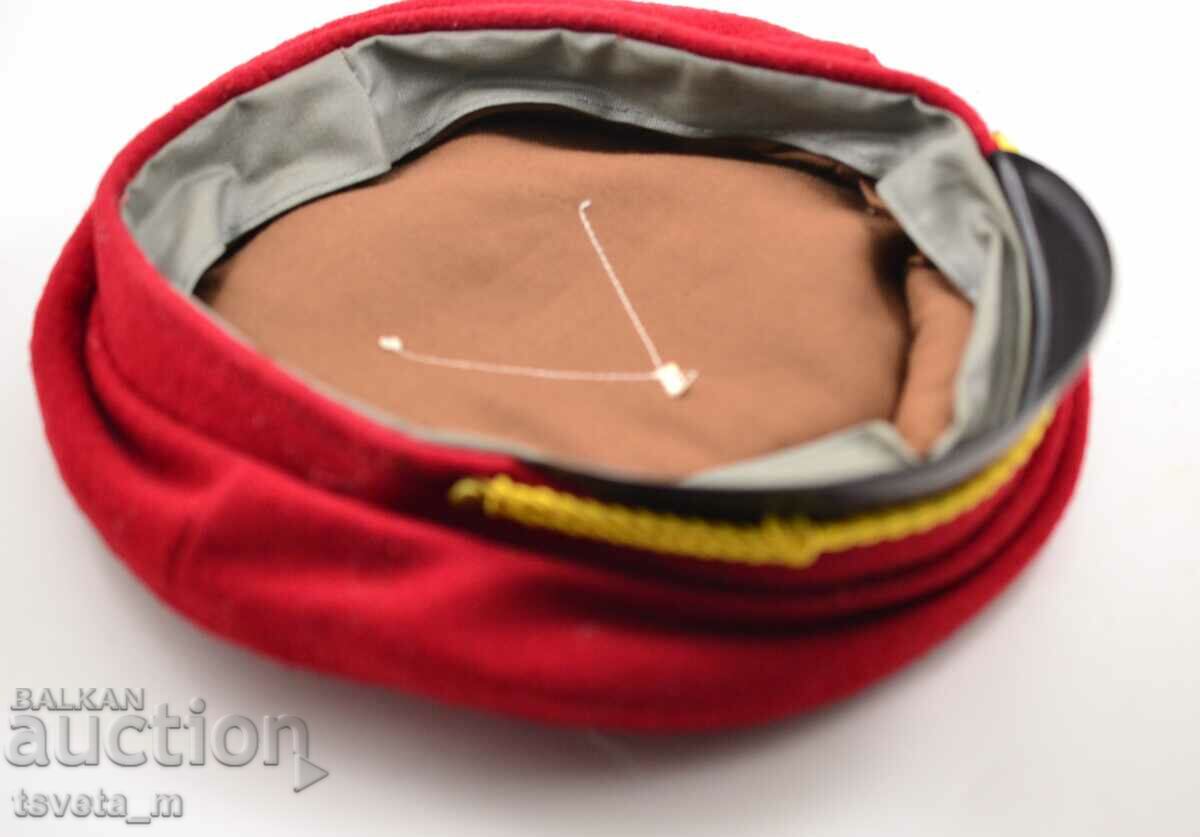 Student cap social - 5 Student cap social - 5