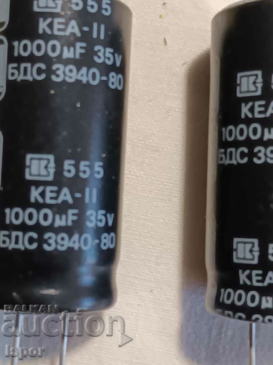 Auction  New electrolytic social capacitors