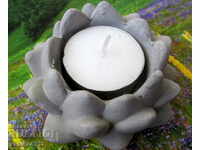Lotus candlestick